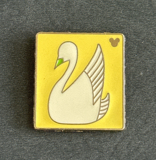 Disney Walt Disney World 2010 Hidden Mickey Swan Boat Series Past Attractions Enamel Pin