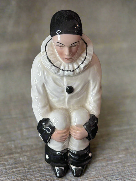 Vintage Mann Ceramic Pierrot Clown Figurine 6.5" Tall