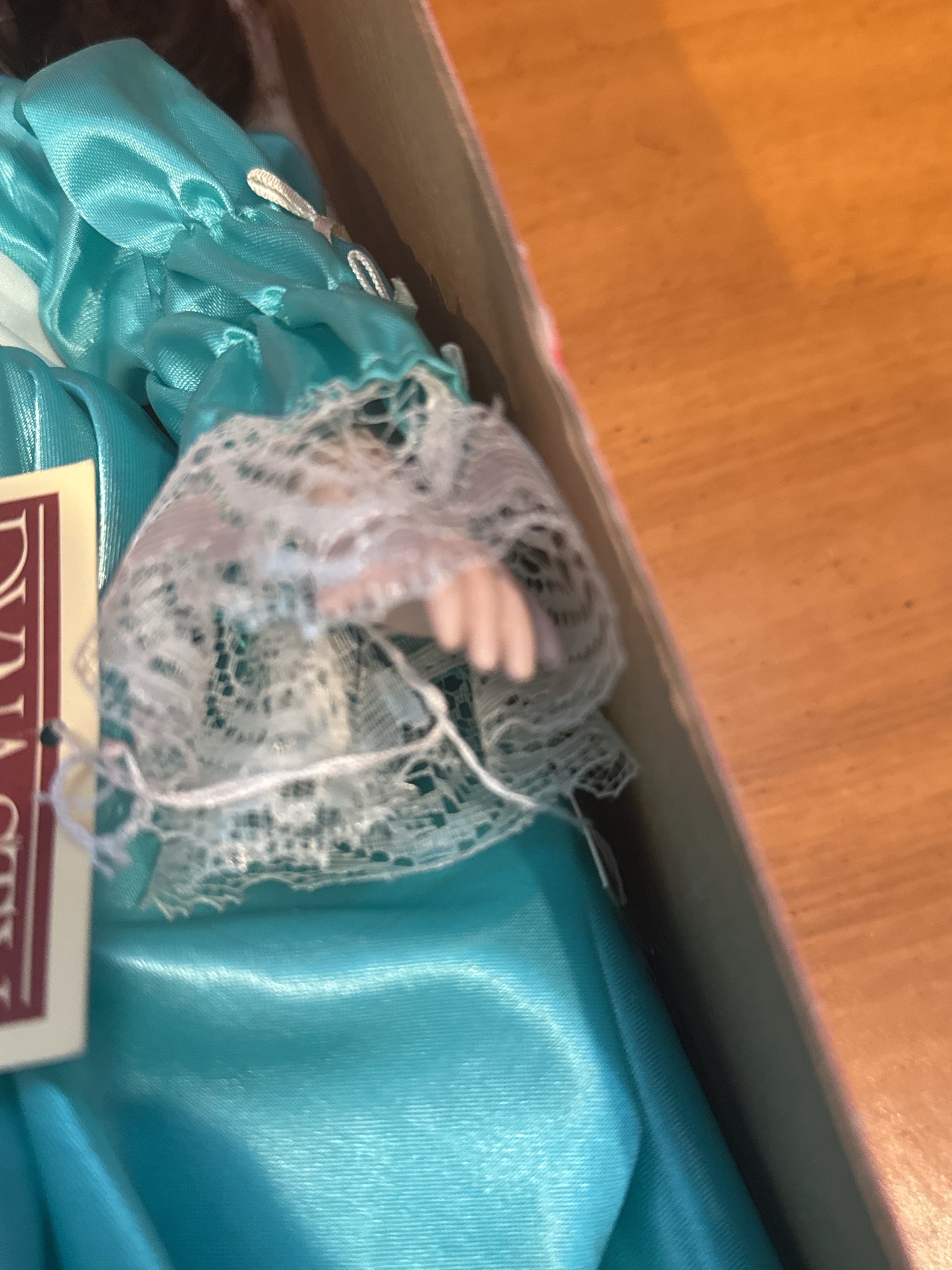 Dynasty Doll Collection Porcelain Doll Francine 16" Tall w/ Tag & Hallmark On Neck In Original Box