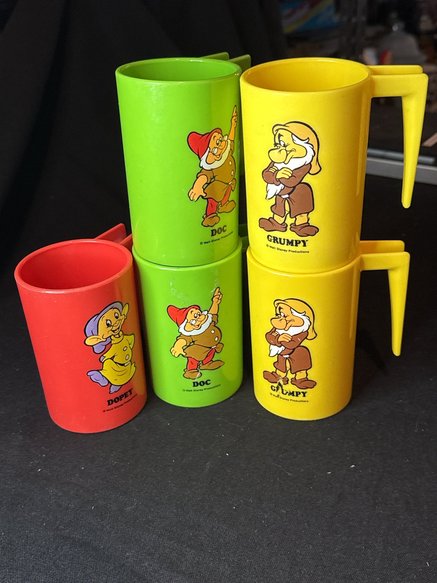 Walt Disney Productions Plastic Mug Cup Set of 5 Grumpy (2) Doc (2) Dopey (1)