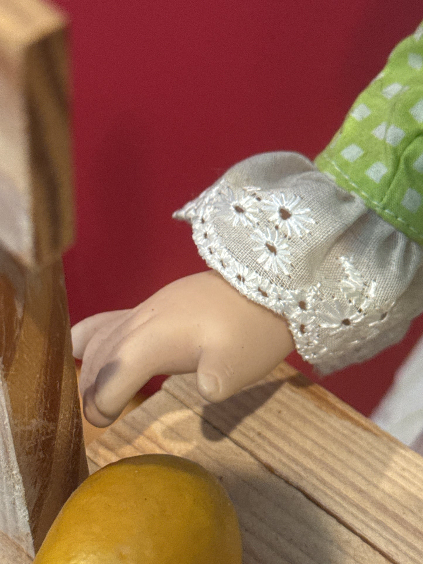 Seymour Mann American Sweethearts Porcelain Collectible Doll Raggedy Ann Clown Lemonade