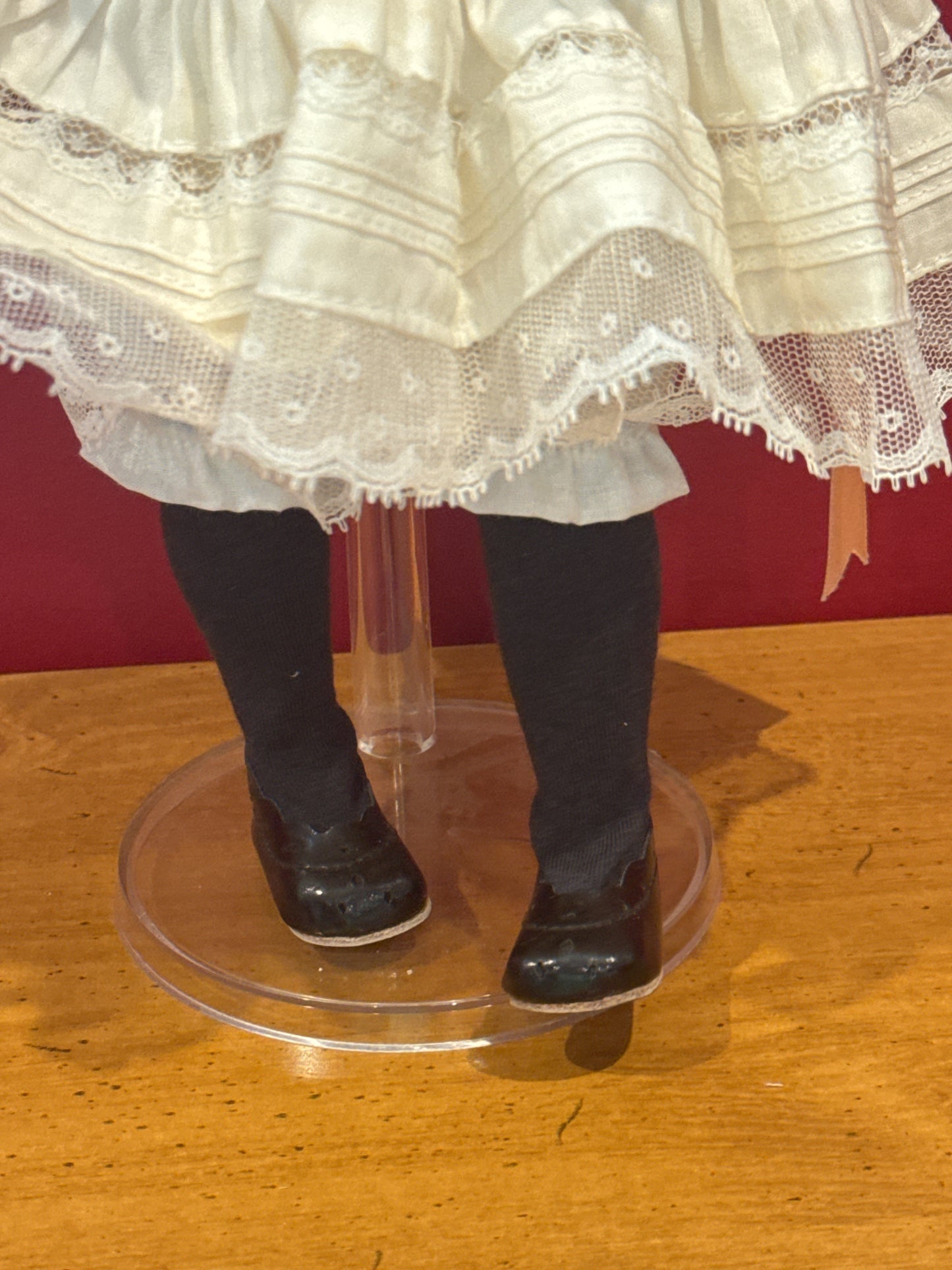 Polly's Tea Party Porcelain Collectible Doll By Susan Krey 15" Tall With Stand Red Hair Freckles