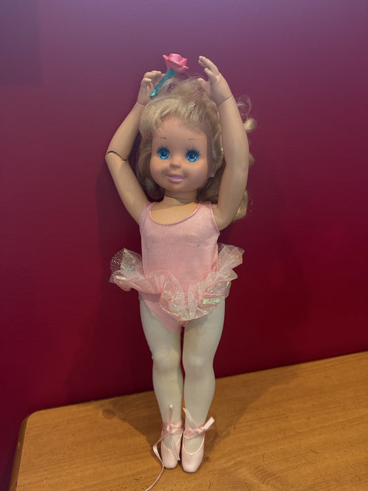 Vintage 1989 Tyco My Pretty Ballerina 17" Doll Dancing Ballet. Does not work with Batteries.
