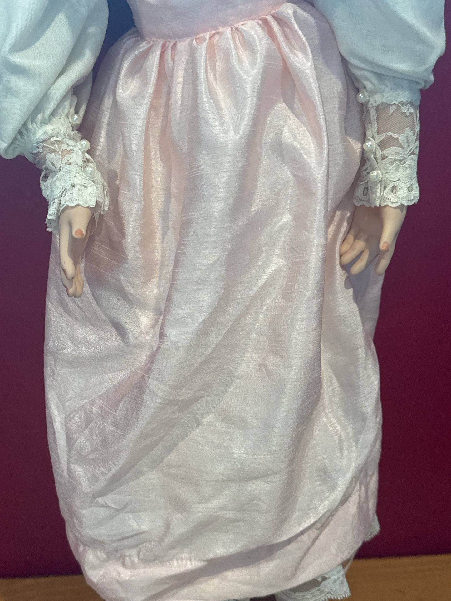 Karen McDonald Large 28" Tall Porcelain Collectible Doll World Gallery of Dolls 0063/2000