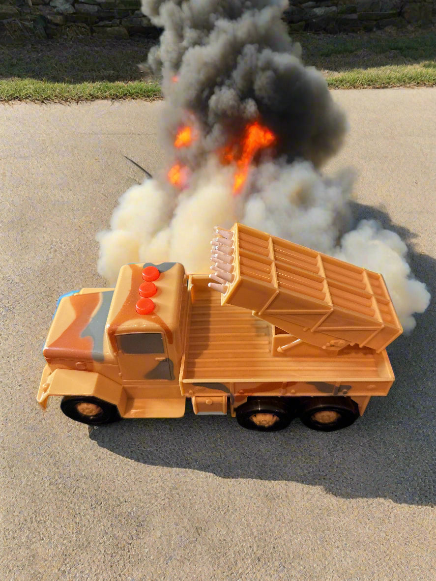 Toys R Us True Heroes Combat Truck Camo Rocket Makes Sounds Plus 10 Soldiers & Extra Pieces