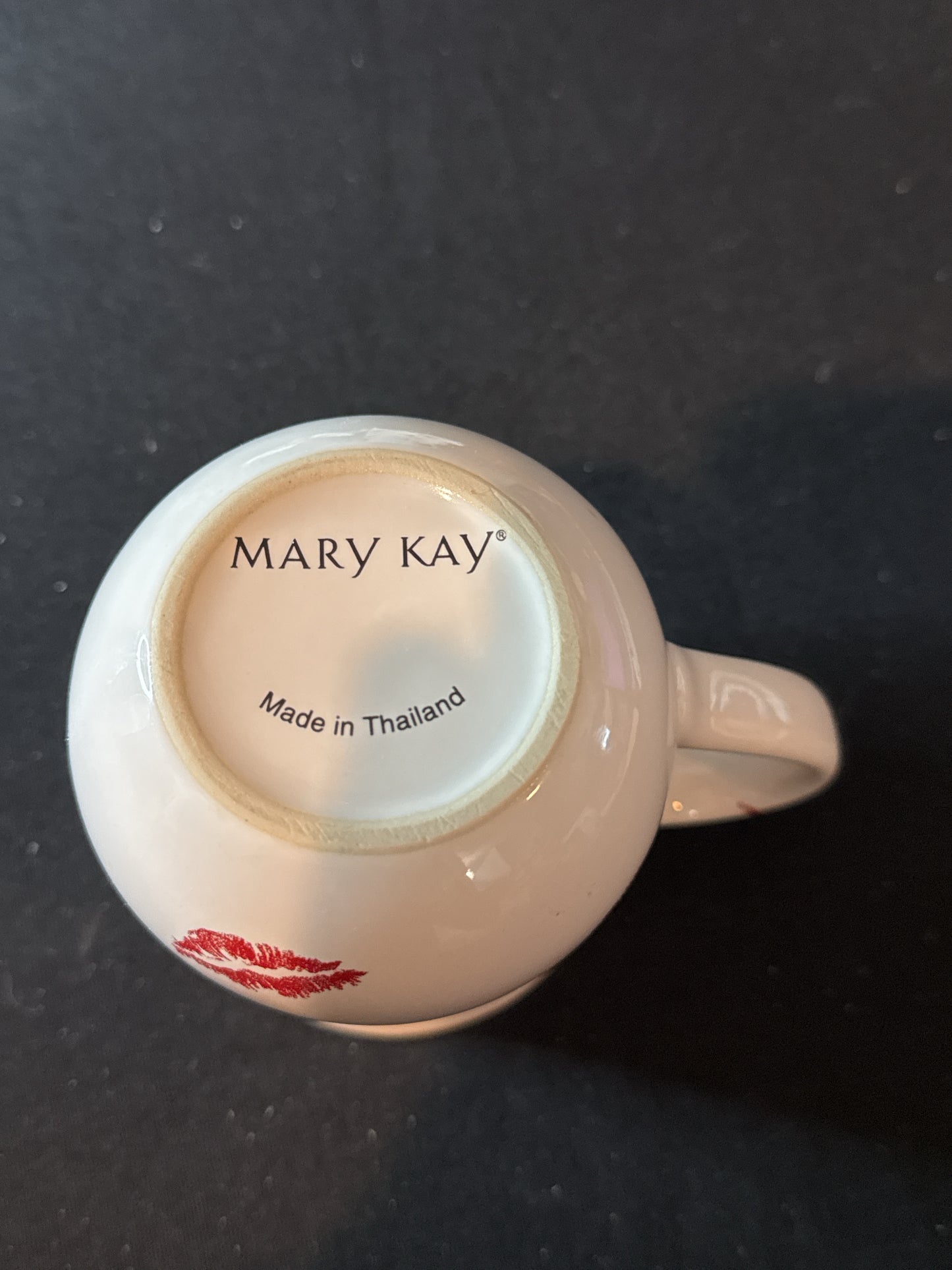 Mary K Lips Coffee Cup Mug 4 3/8" Tall White, Pink & Red