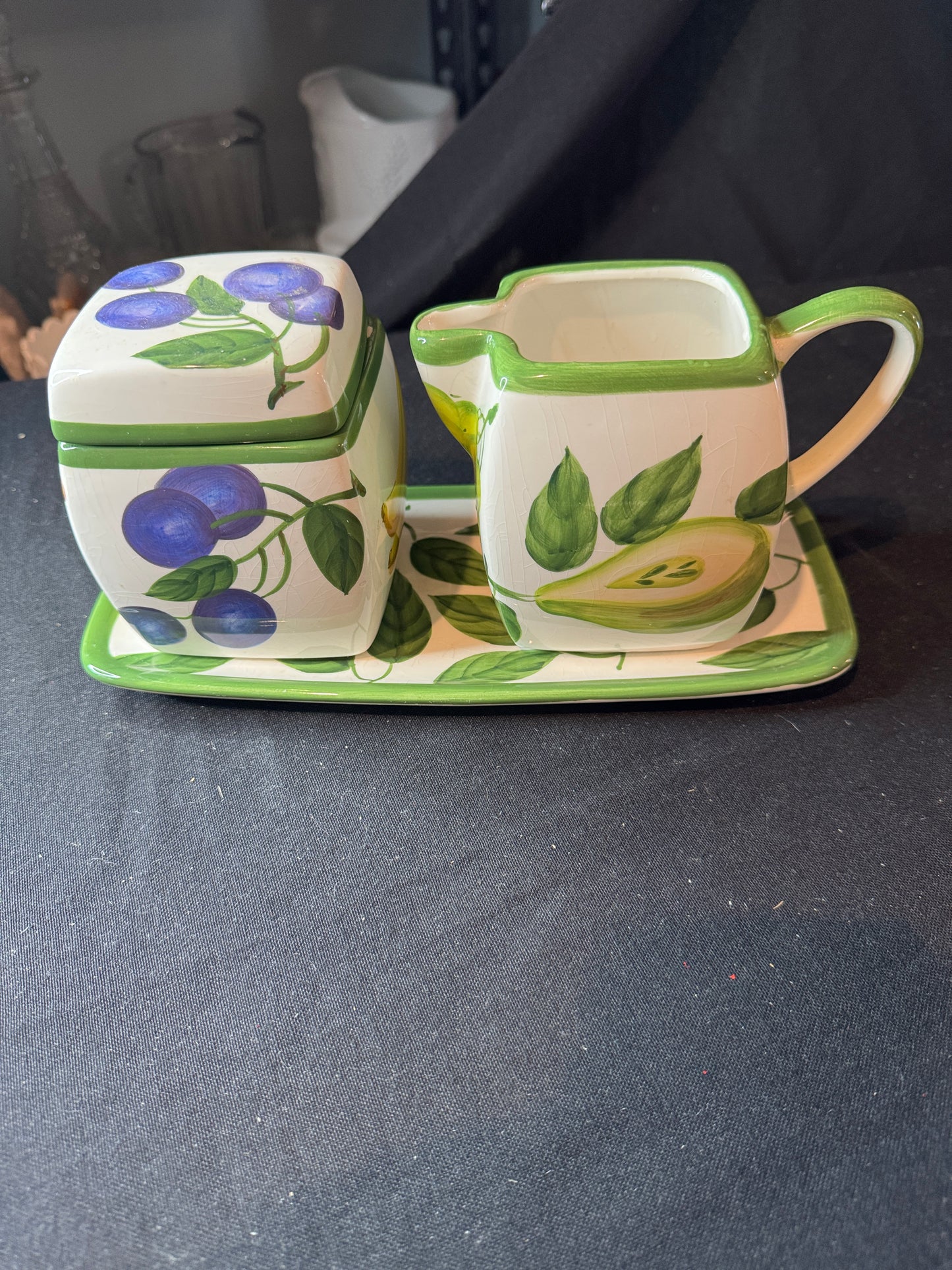 Tabletops Unlimited Sorbet Pattern Creamer & Sugar with Lid and Tray Set 10.5" Long