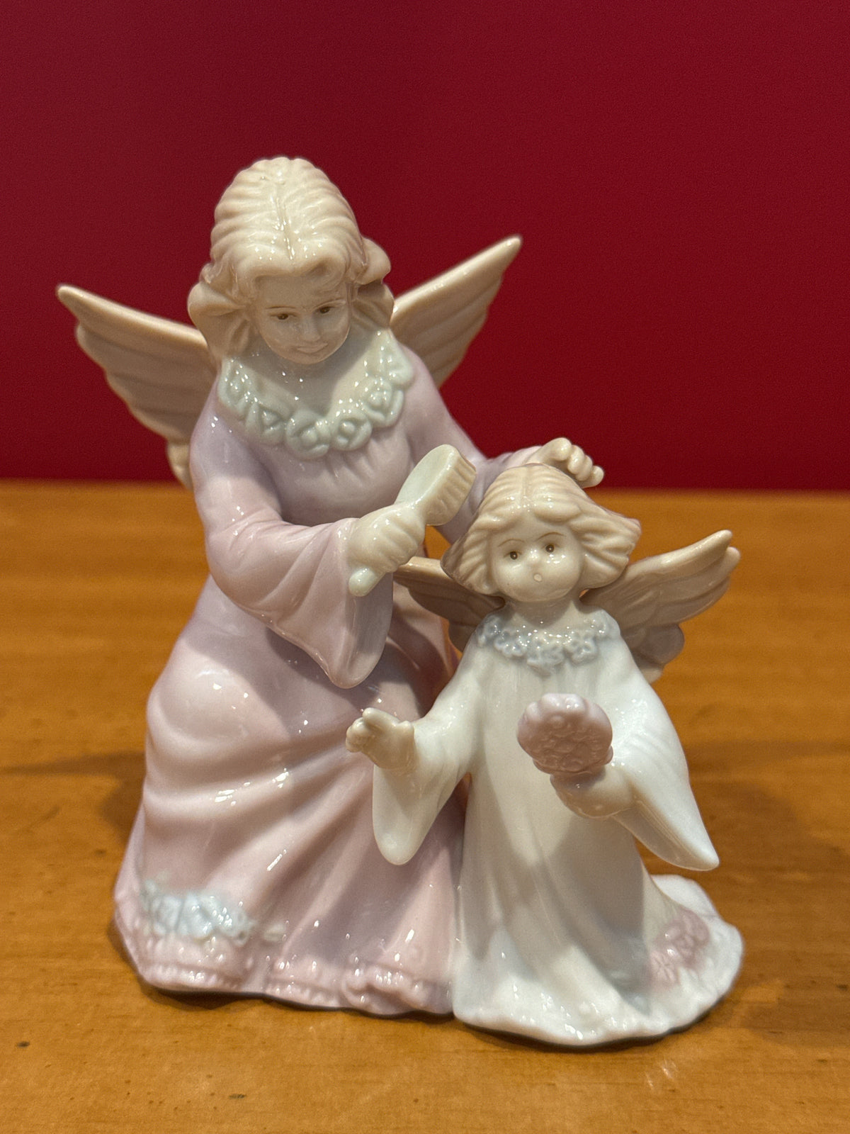 Russ Berrie & Co. Marabella Angels Mother & Child Brushing Hair Figurine 16713 No Box