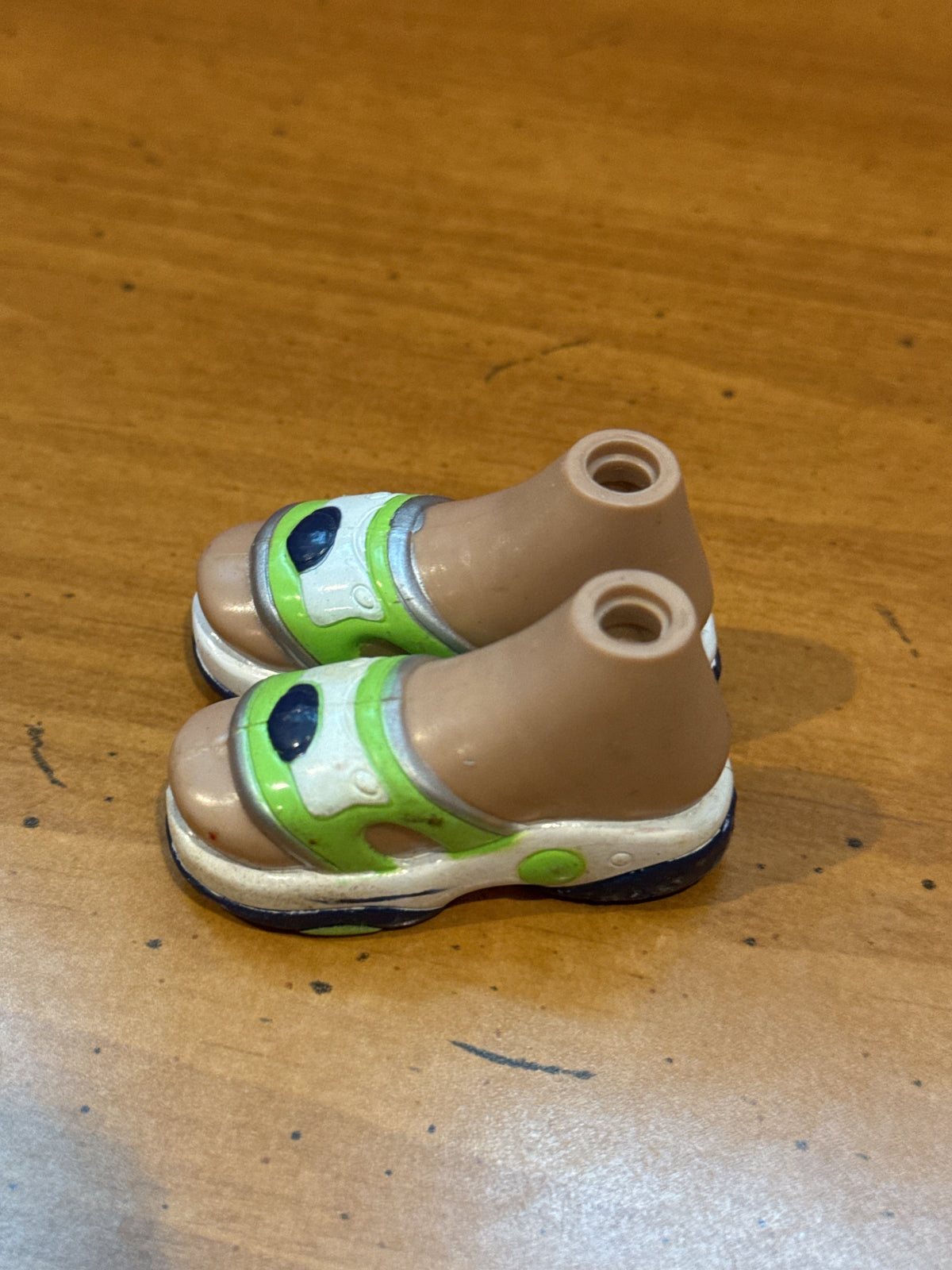 Bratz Dolls Green White Sandals Replacement Shoes One Pair