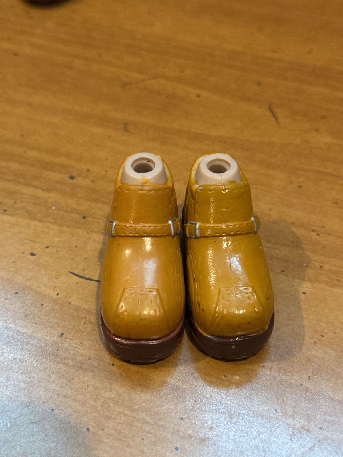 Bratz Dolls Tan Clogs Replacement Shoes One Pair
