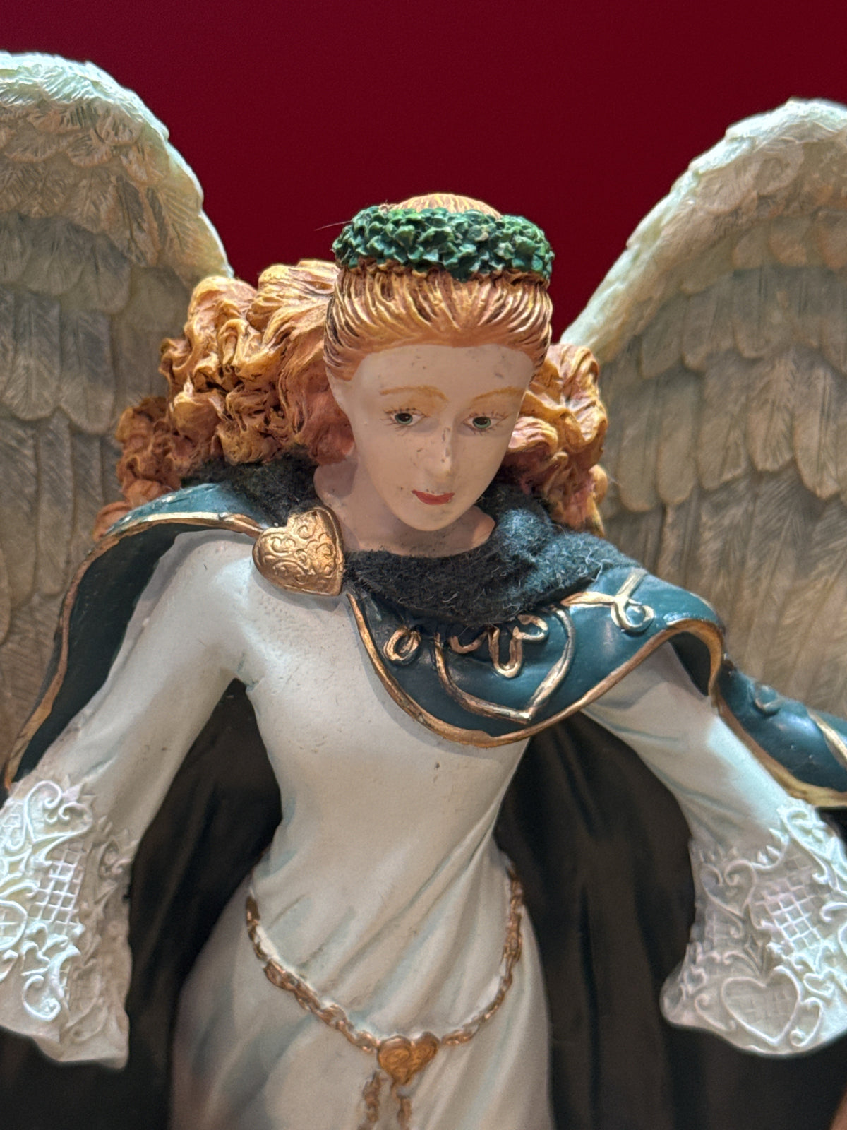 Hamilton Collection Emerald Isle Angel Figurine May Your Heart Be Happy With Irish Laughter 7.5" Tall