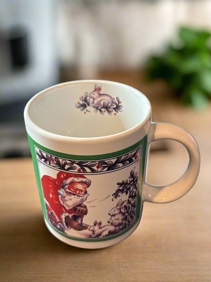Set of 4 New in Box Santa's Friends Coffee Cups Mugs K.I.C. 3 7/8" Tall