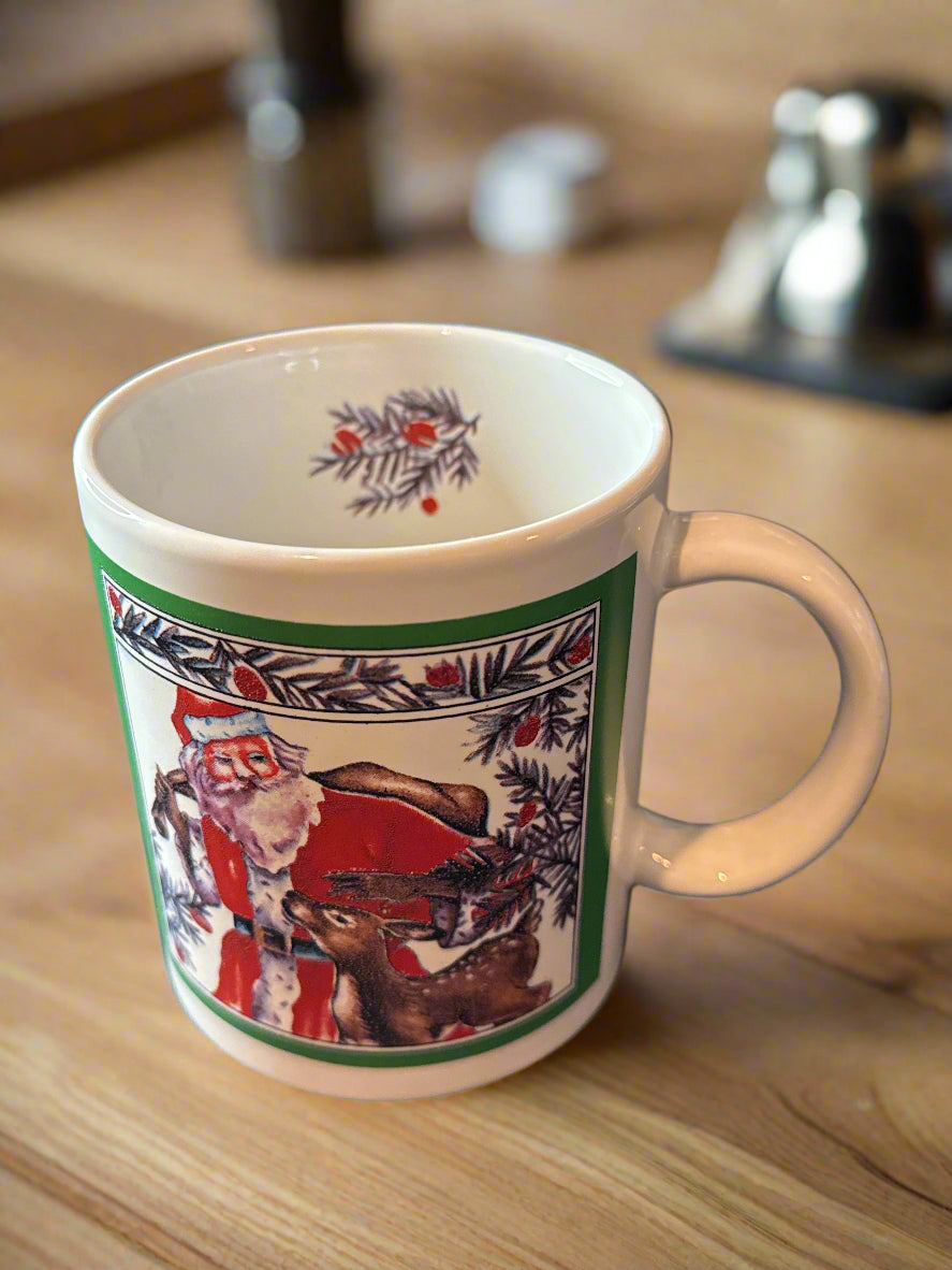 Set of 4 New in Box Santa's Friends Coffee Cups Mugs K.I.C. 3 7/8" Tall