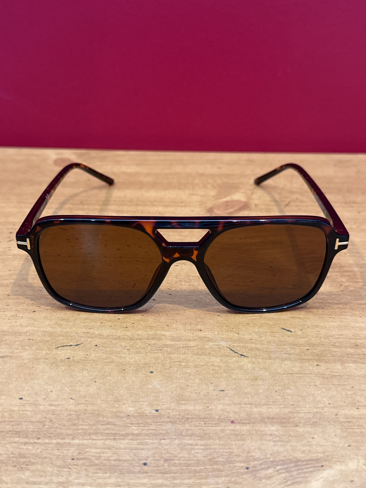 VanLinker Retro 70's Style Sunglasses Unisex Vintage New in Box Never Worn