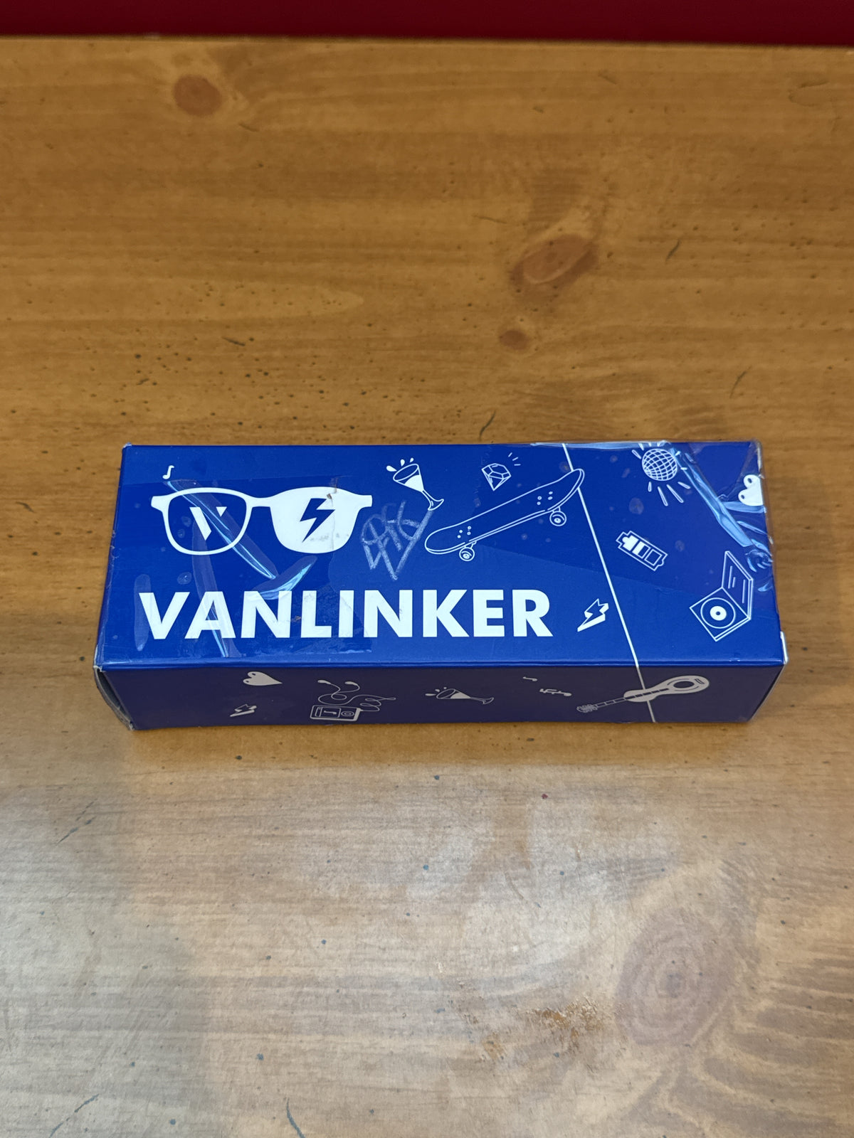 VanLinker Retro 70's Style Sunglasses Unisex Vintage New in Box Never Worn