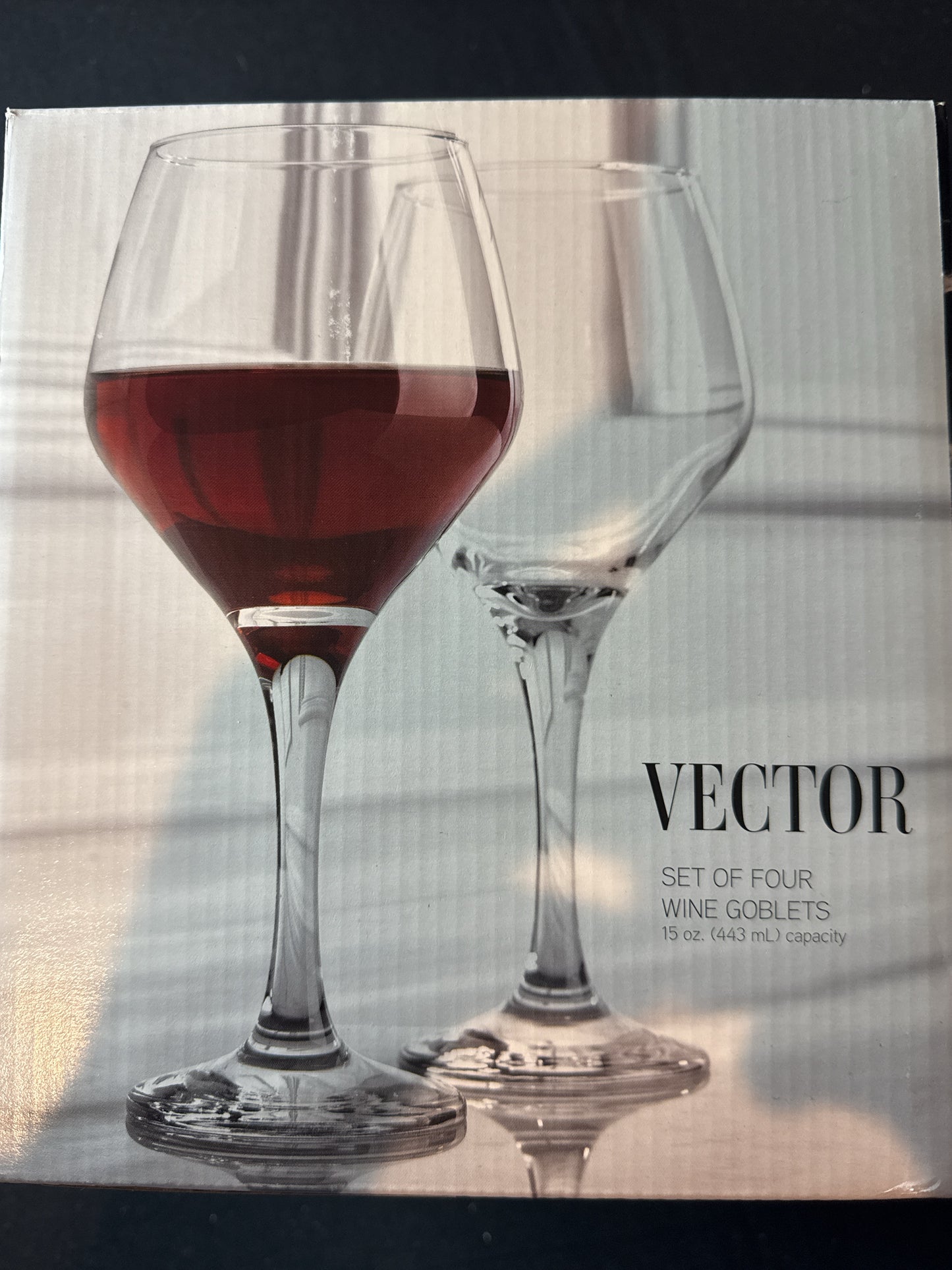 Set of 4 Vector Wine Goblets 15oz Dishwasher Safe New in Box