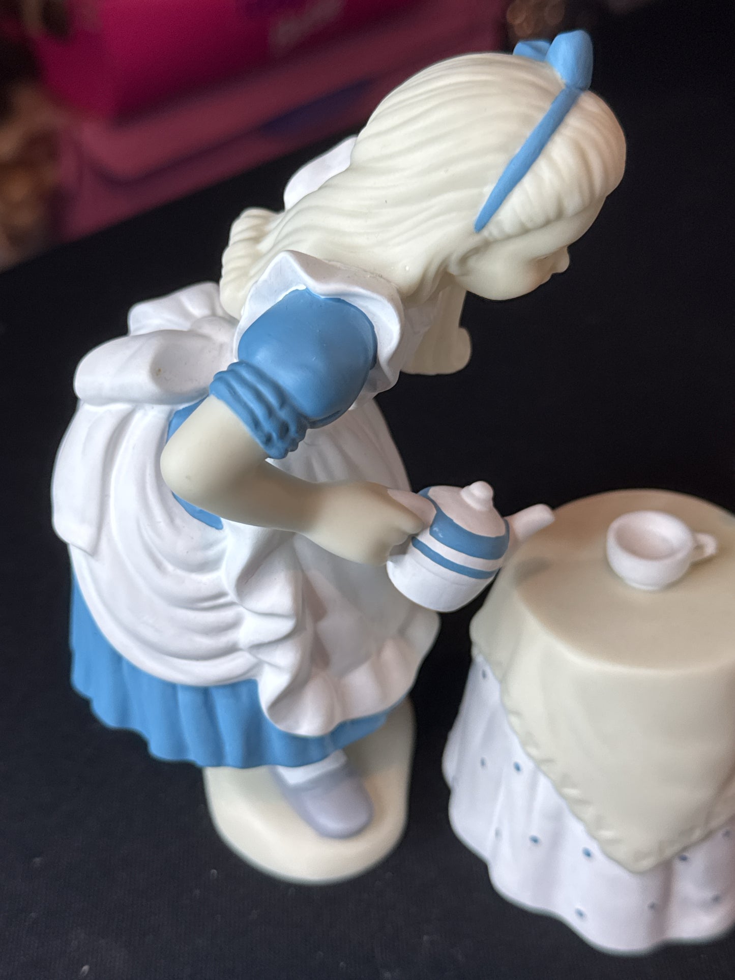 Alice in Wonderland Snowbabies Figurines 2 Pieces Tea For Two Set Department 56