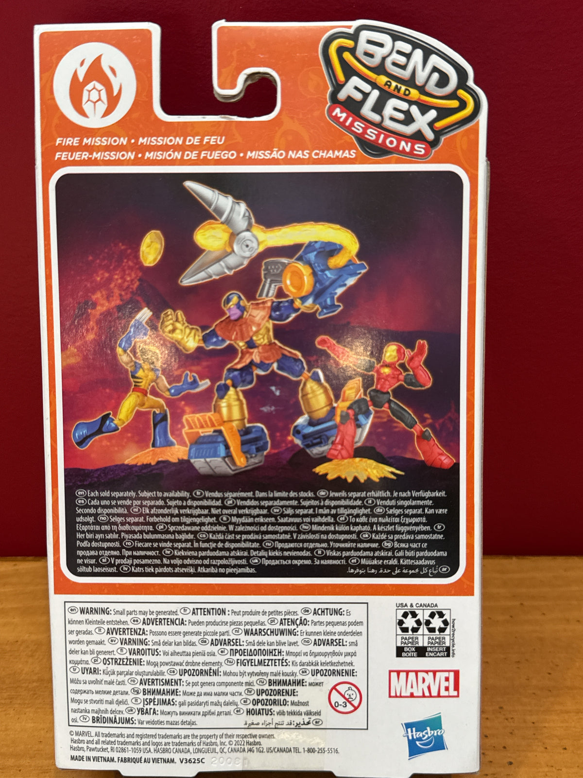 Marvel Avengers Bend and Flex Missions Wolverine Fire Mission New in Package