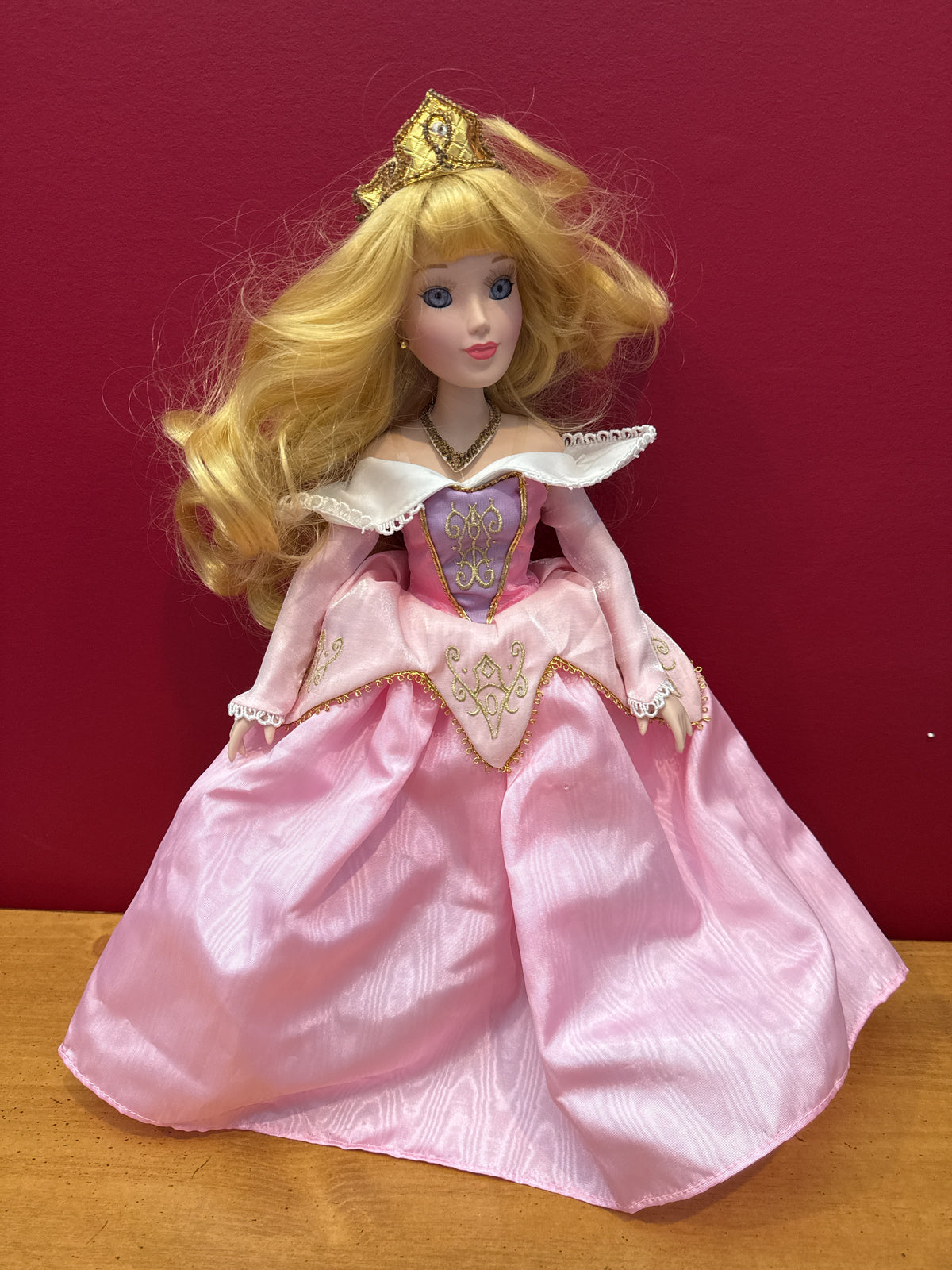 Disney Princess Aurora Porcelain Keepsake Doll Brass Key Inc. 16" Tall