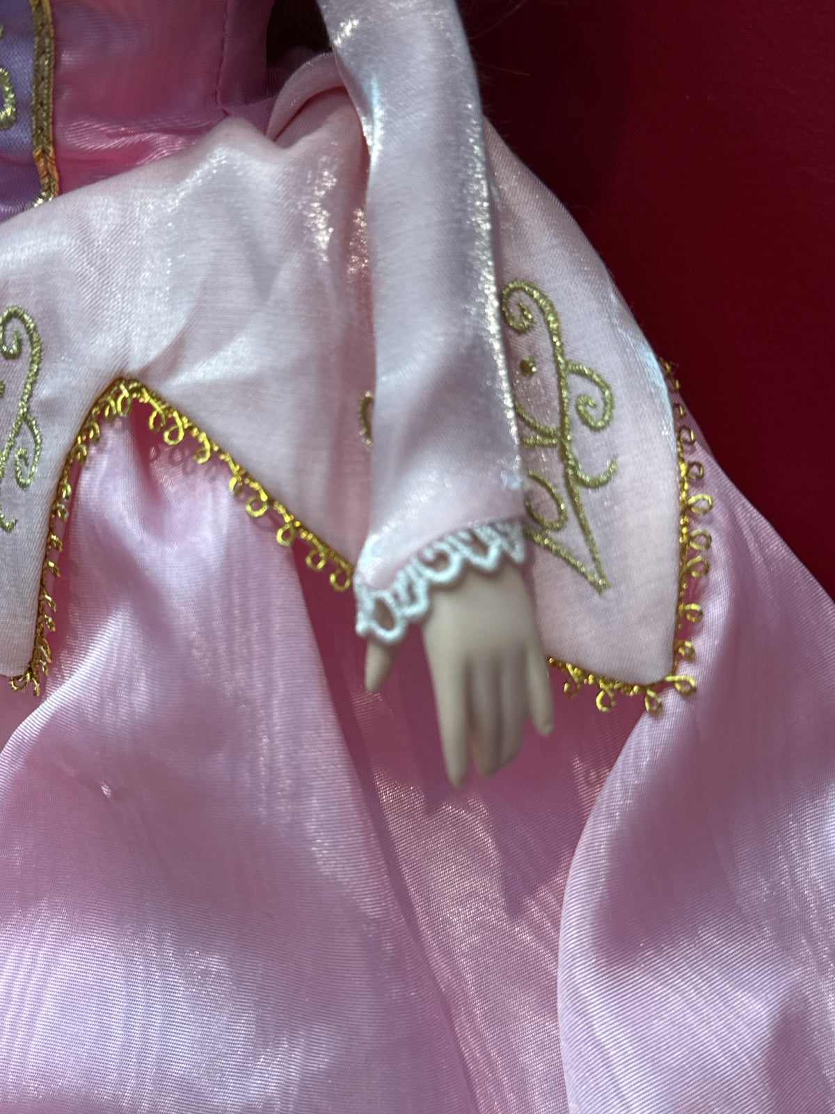 Disney Princess Aurora Porcelain Keepsake Doll Brass Key Inc. 16" Tall