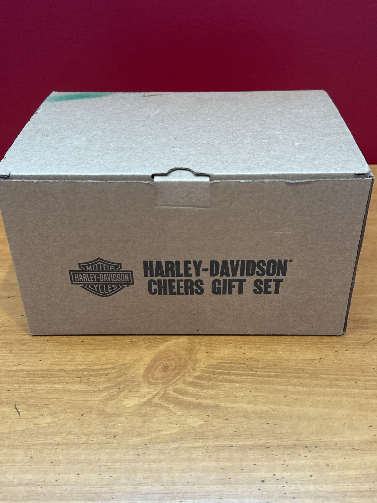 Harley-Davidson Cheers Gift Set Wooden Case Whiskey Glasses Custom Ice Tray Bayside