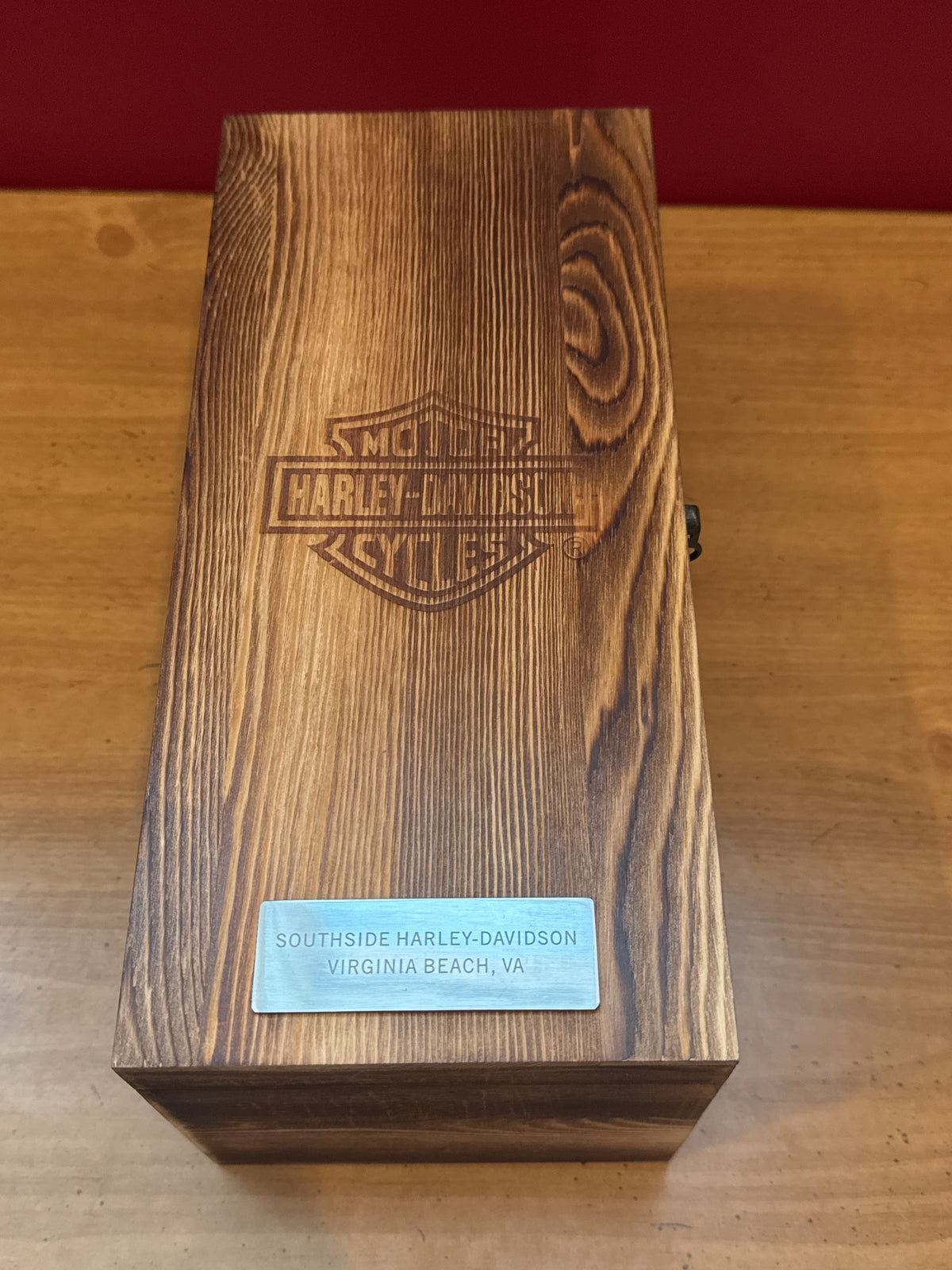 New Harley-Davidson Glass Whiskey Decanter in Wooden Box Southside HD Virginia Beach, VA