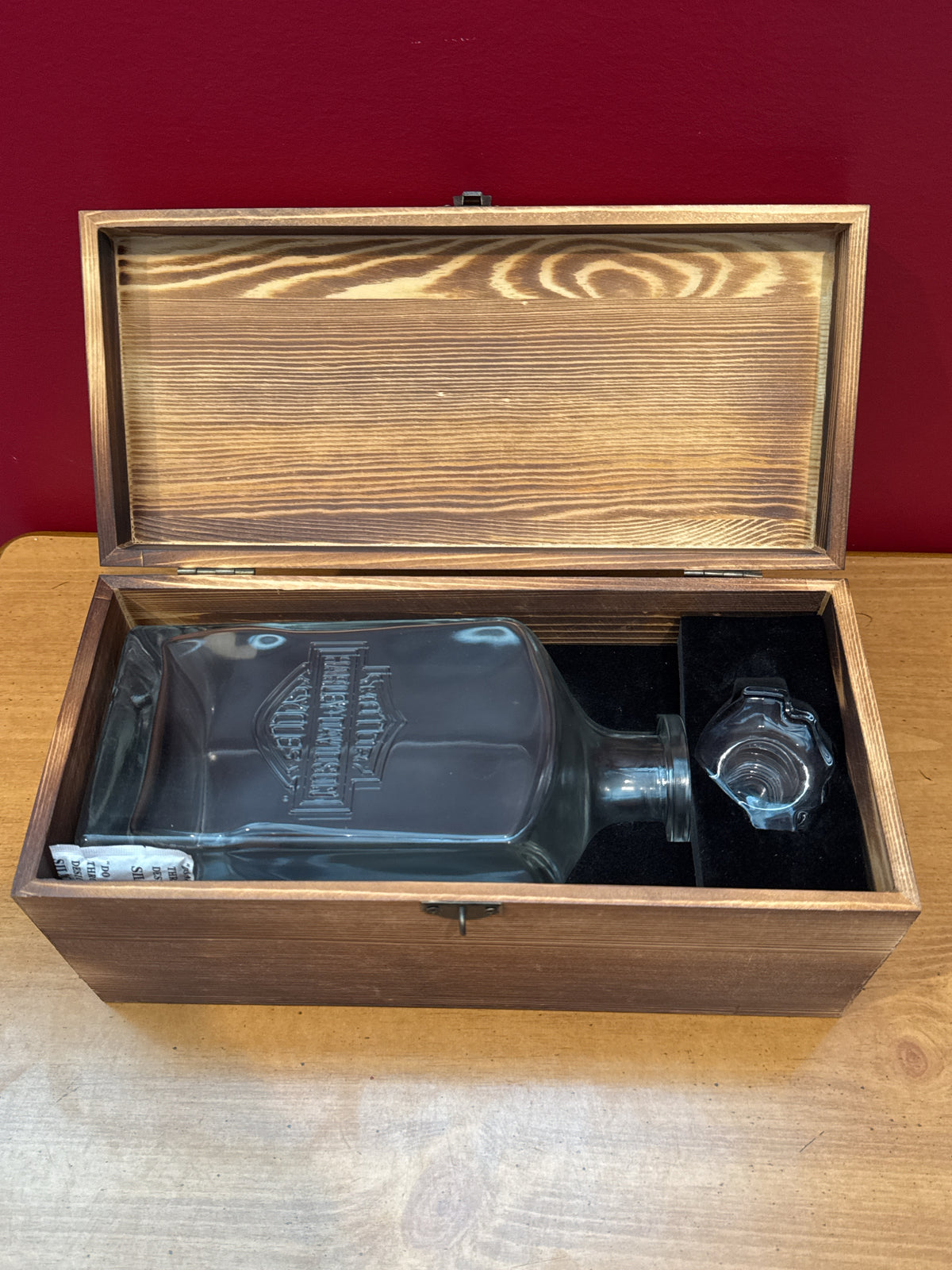 New Harley-Davidson Glass Whiskey Decanter in Wooden Box Southside HD Virginia Beach, VA