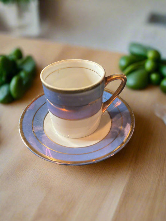 Vintage Royal Crown China Tea Cup and Saucer 2822 Made in Japan Lusterware 2.25" Tall