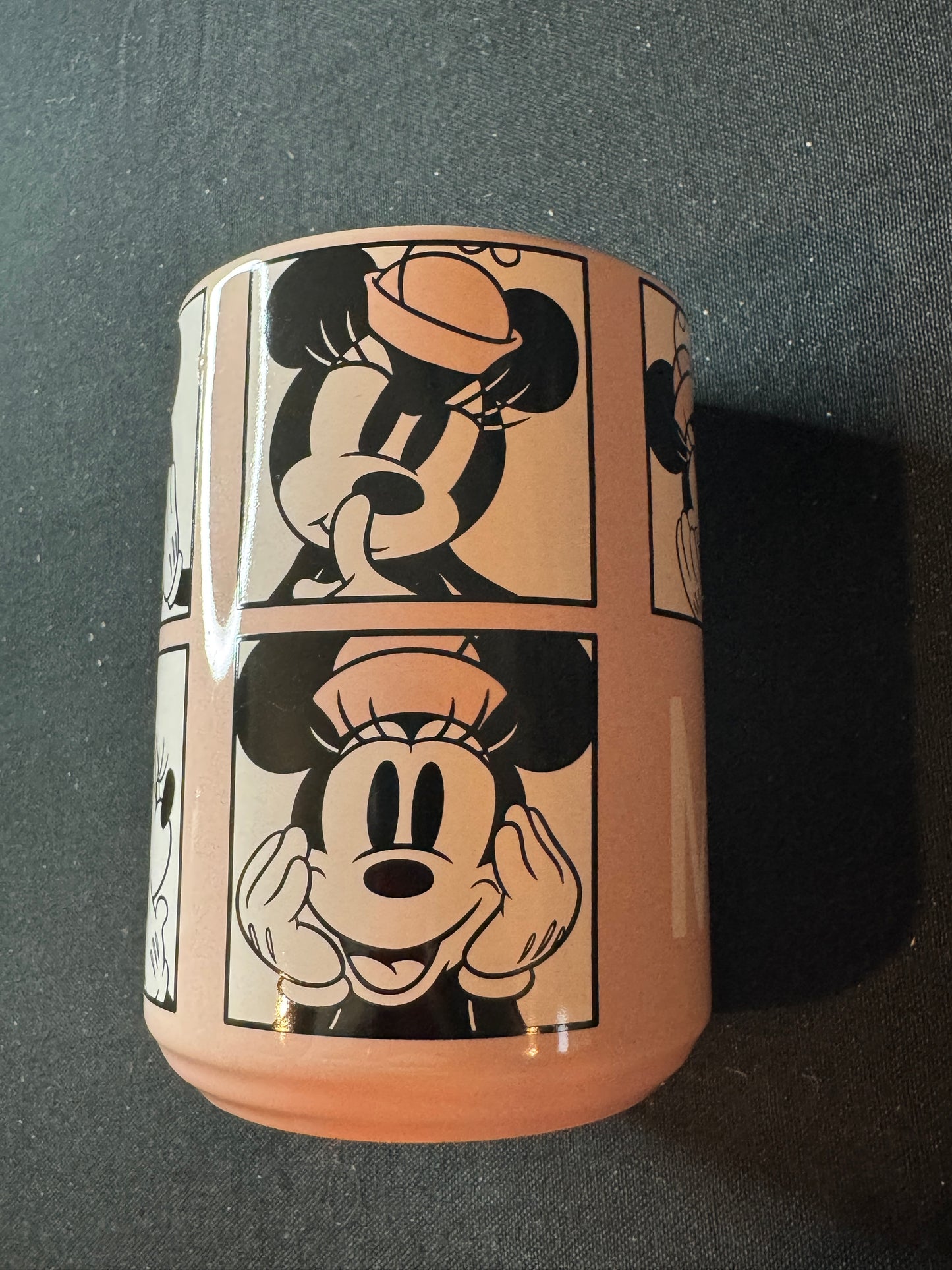 Disney Minnie Mouse 15oz Pink Black & White Ceramic Mug by Zac Designs 4.75" Tall