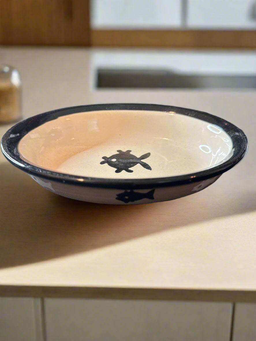Petrageous Stoneware Oval Cat Dish With Fish 6.5" x 5"