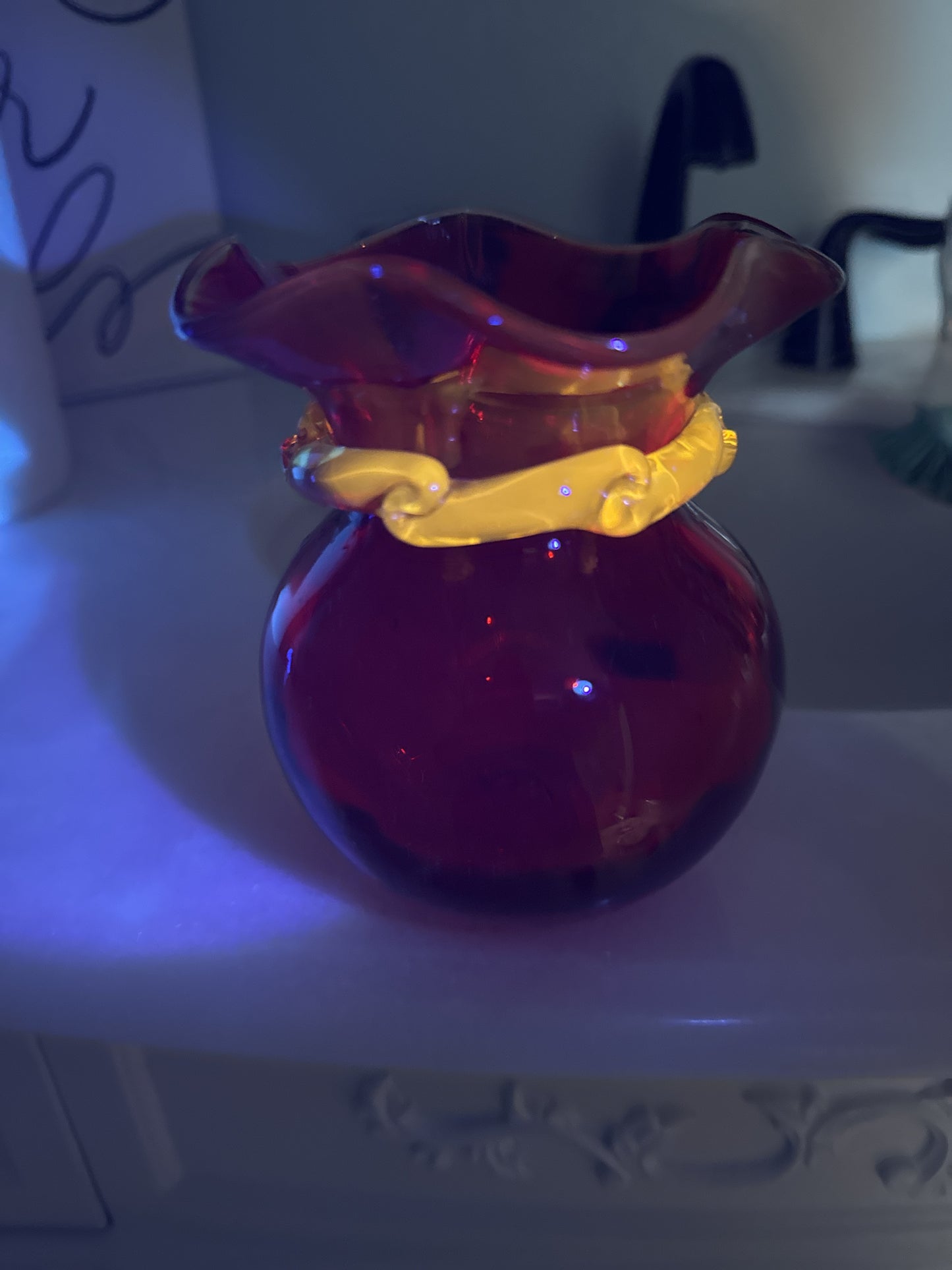 Viking Ruby Red Ruffle Vase With Gold Banding 5" Tall Glows Under UV Light