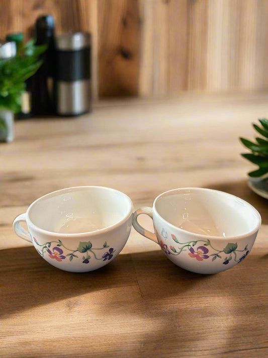 Pair of Ceramic White Floral Tea Cups Coffee Cups Mugs 2.5" Tall x 4.25" Wide