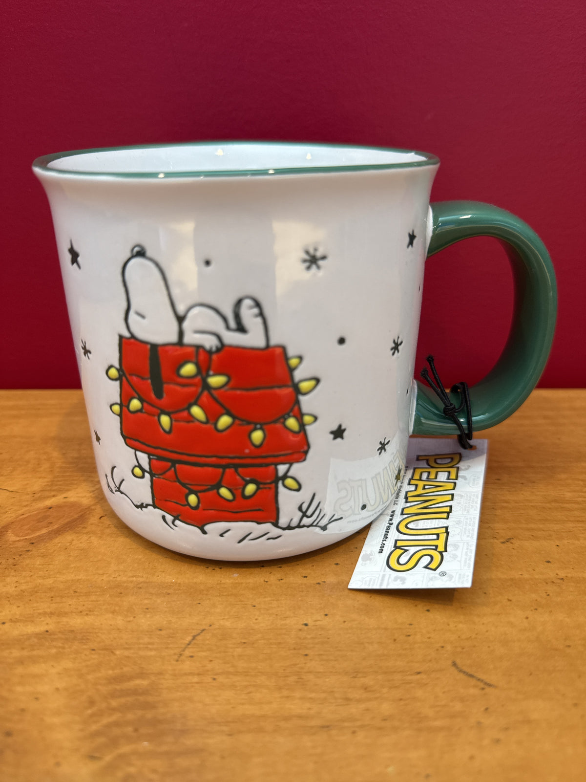Peanuts Snoopy “Home for the Holidays” Christmas Mug with Green Handle New 4 1/8" Tall