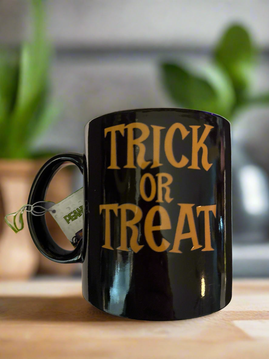 Peanuts Snoopy Woodstock Mummy Halloween Coffee Cup Mug Heat Reveal Ceramic Mug