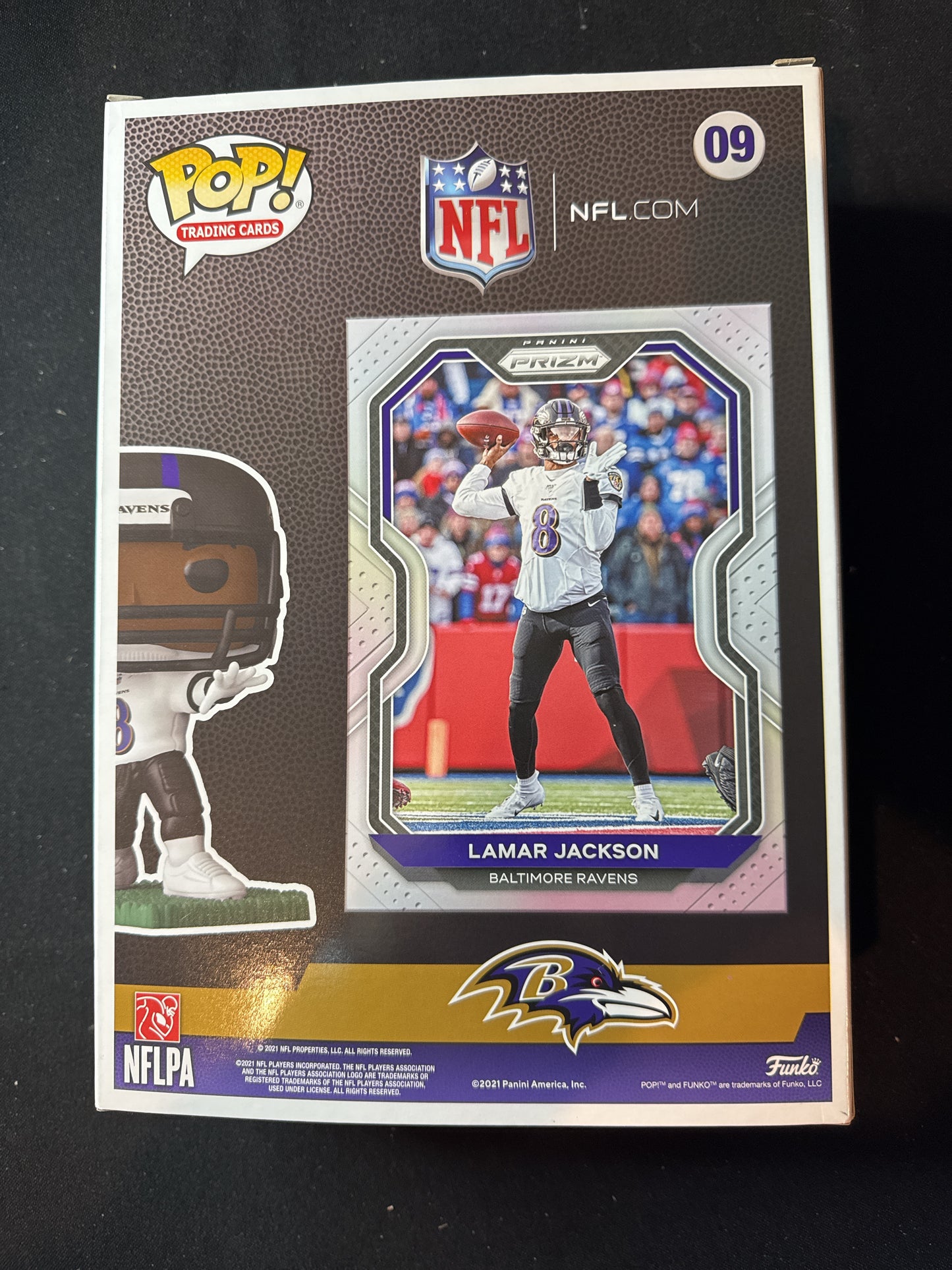 Funko Pop! Trading Cards Vinyl Figure Lamar Jackson Large Hard Case #09 Ravens NIB