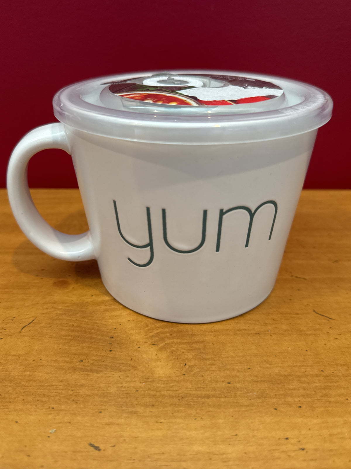 Boston Warehouse “Yum” Soup Mug with Lid, 20 oz New 3.75" Tall