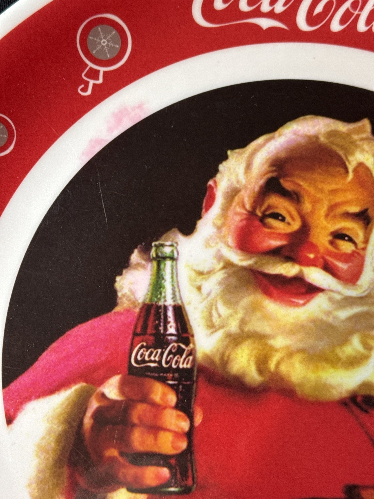 Set of 4 Gibson Coca Cola Santa Clause Image Melamine Dinner Plates 10.5"