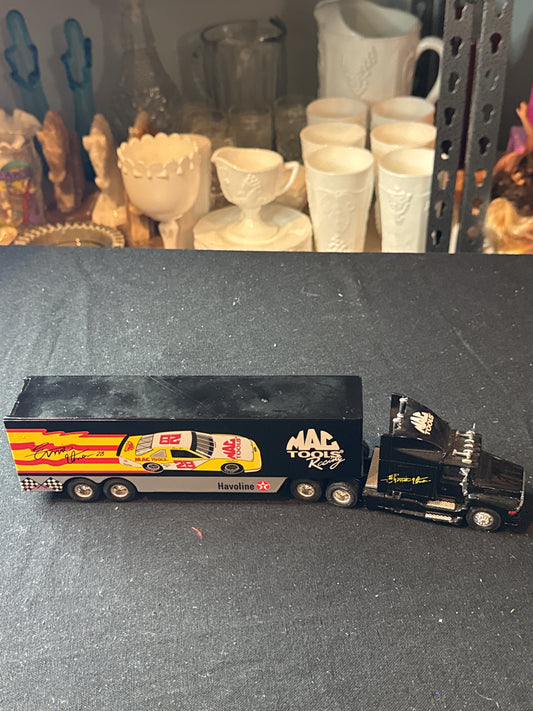 Ernie Irvin Mac Tools Racing NASCAR Metal Truck and Trailer #82