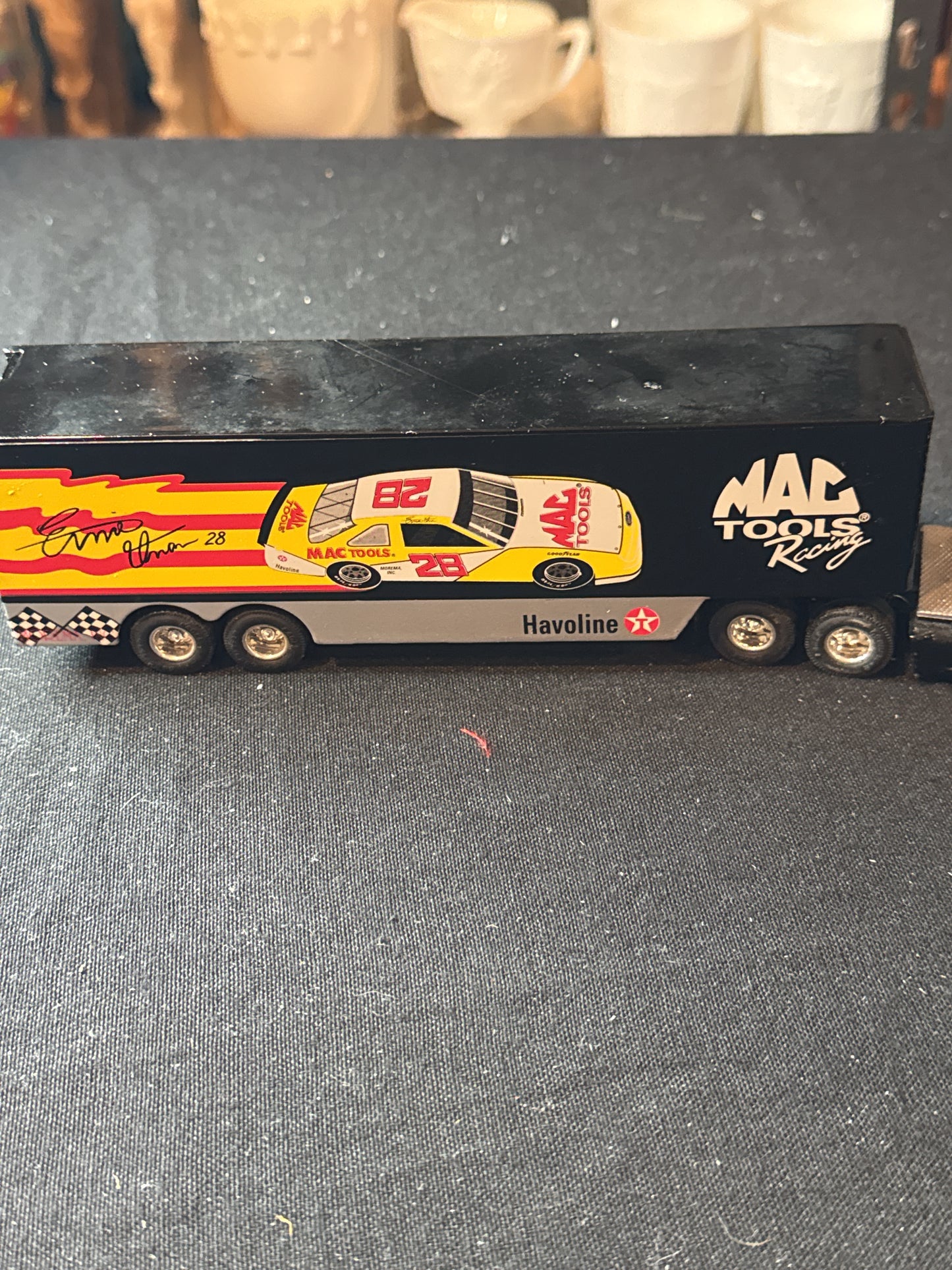 Ernie Irvin Mac Tools Racing NASCAR Metal Truck and Trailer #82