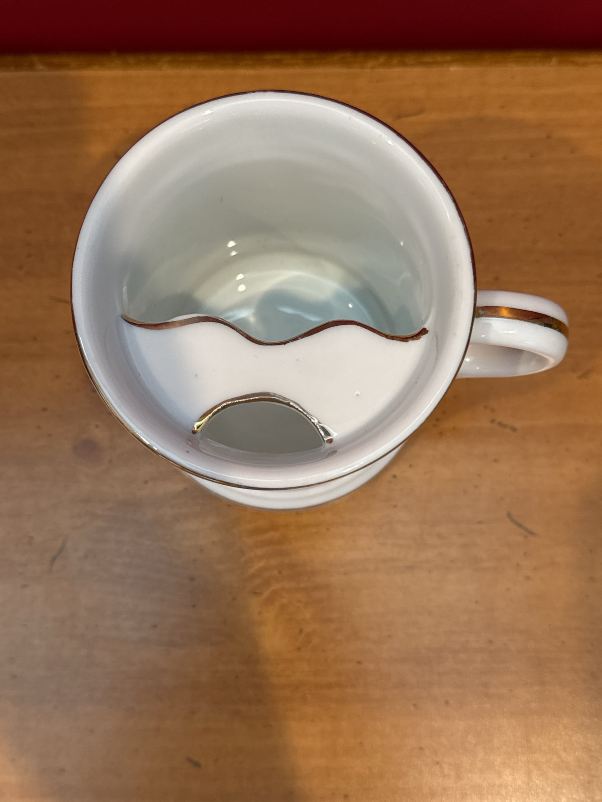 “The Race of the Century” Horse Racing Mustache Cup with Gold-Tone Trim 4" Tall
