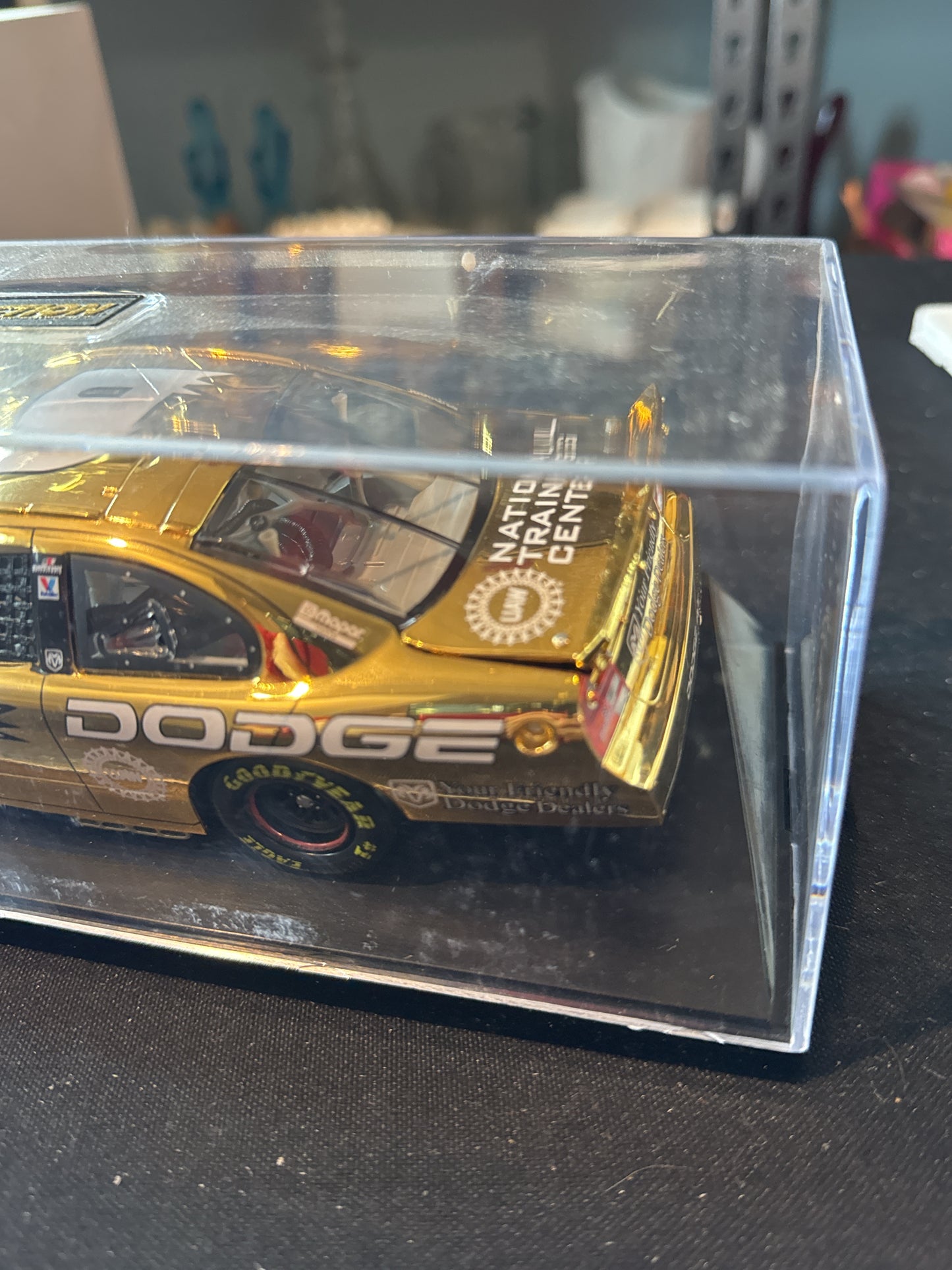 Race Fans Collectibles 1:24 Bill Elliott #9 2001 Dodge Intrepid NASCAR 24K Gold Stock Car New in Box