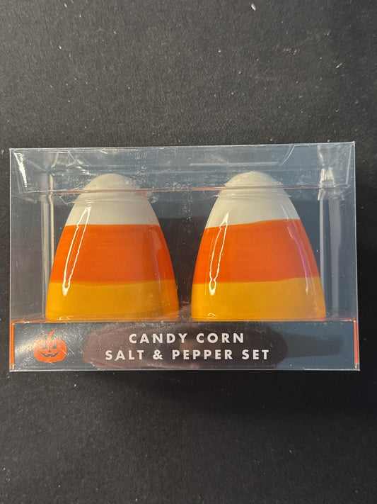 Candy Corn Salt & Pepper Set Halloween New in Box