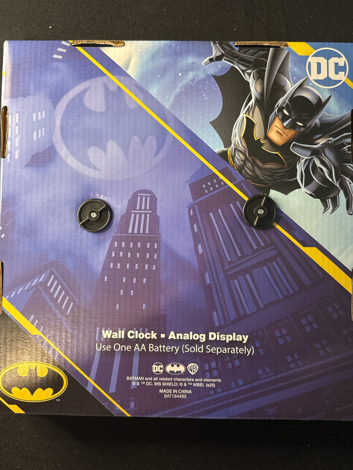 DC Batman 10" Wall Clock Uses One AA Battery Not Included New in Box