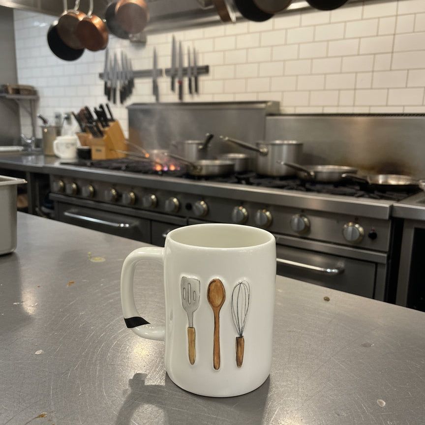 Rae Dunn Yes Chef Large Coffee Cup Mug Artisan Collection by Magenta 4 7/8" Tall New