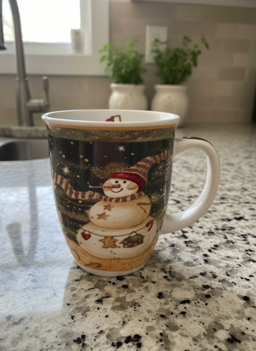 Snowman Christmas Coffee Mug Cup 14oz 4.25" Tall Snowman Inside Rim