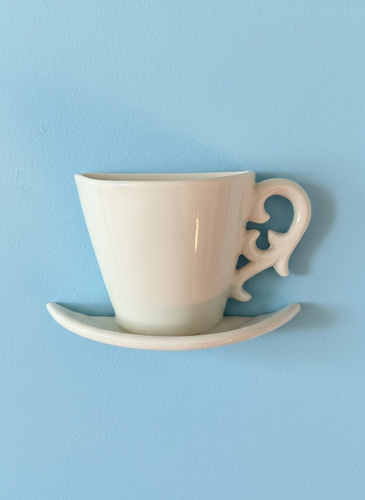 K's Collection Wall Pocket Tea Cup & Saucer Ceramic Planter Decor Wall Hanging 3 7/8" Tall