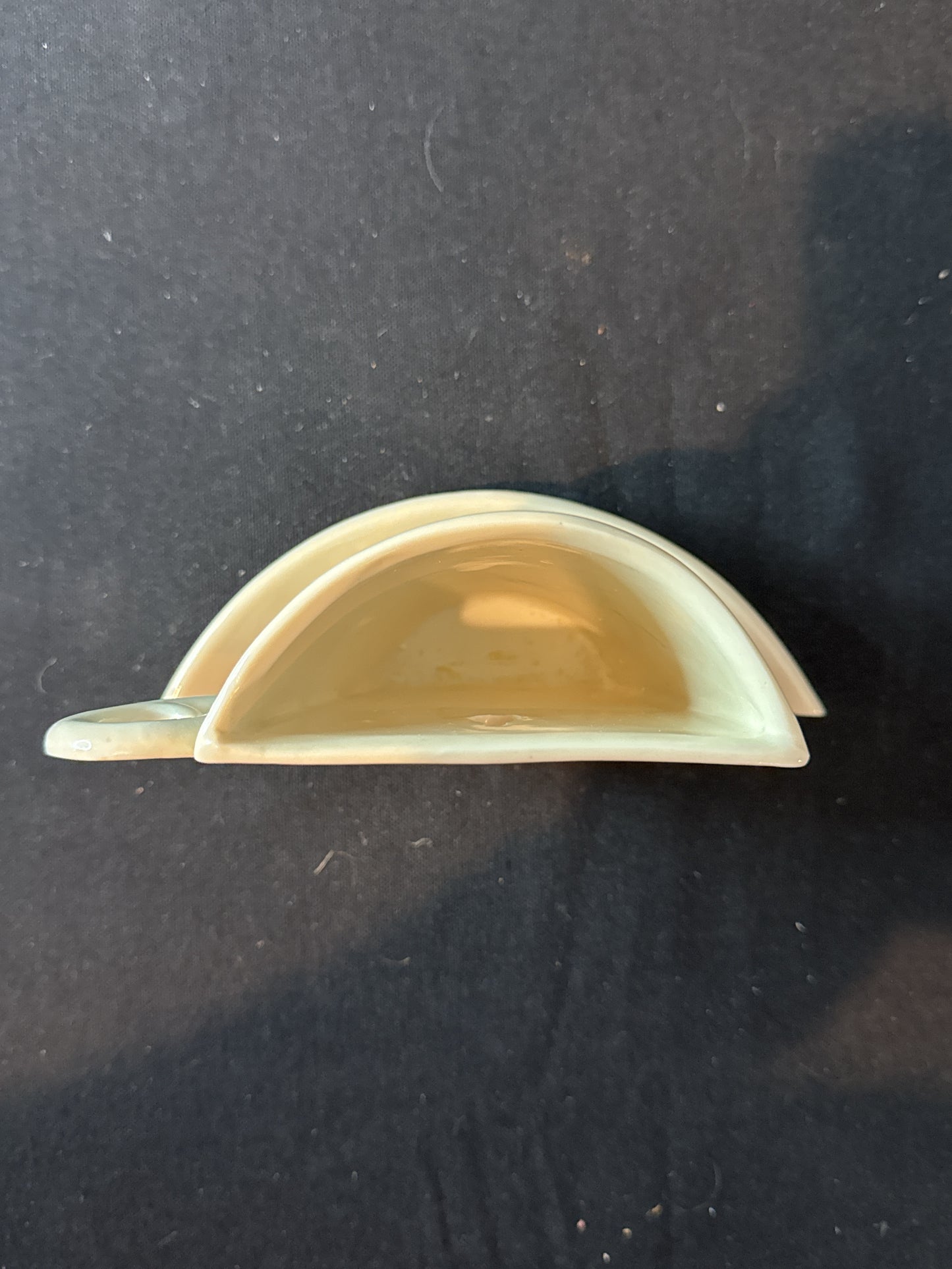 K's Collection Wall Pocket Tea Cup & Saucer Ceramic Planter Decor Wall Hanging 3 7/8" Tall